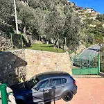 Davilla Sanremo - Entire Villa, Sea View & Pool * Pampara