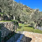 Davilla Sanremo - Entire Villa, Sea View & Pool Willa *