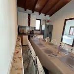 Davilla Sanremo - Entire Villa, Sea View & Pool Villa