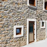 Davilla Sanremo - Entire Villa, Sea View & Pool Villa *