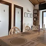 Davilla Sanremo - Entire Villa, Sea View & Pool