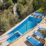 Davilla Sanremo - Entire Villa, Sea View & Pool Villa