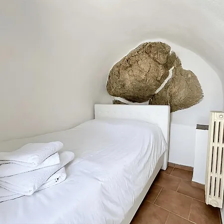 Davilla Sanremo - Entire Villa, Sea View & Pool * Pampara