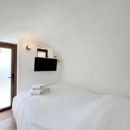 Davilla Sanremo - Entire Villa, Sea View & Pool Villa *