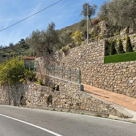 Villa Davilla Sanremo - Entire Villa, Sea View & Pool *