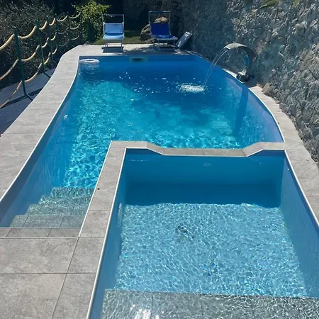 Di Campagna Con Vista Mare 5 Da Letto Pampara