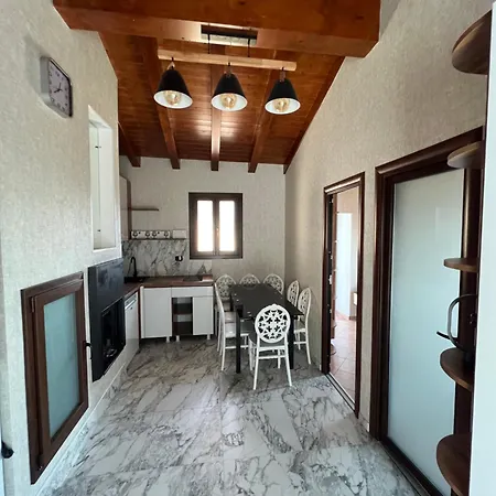 Di Campagna Con Vista Mare 5 Da Letto Villa